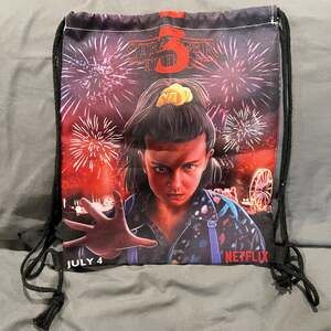 Stranger Things 3 Drawstring Sackpack 13x17" Cloth Tote Bag Backpack Show Logo